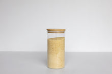Load image into Gallery viewer, Round glass jar with bamboo lid 1300ml
